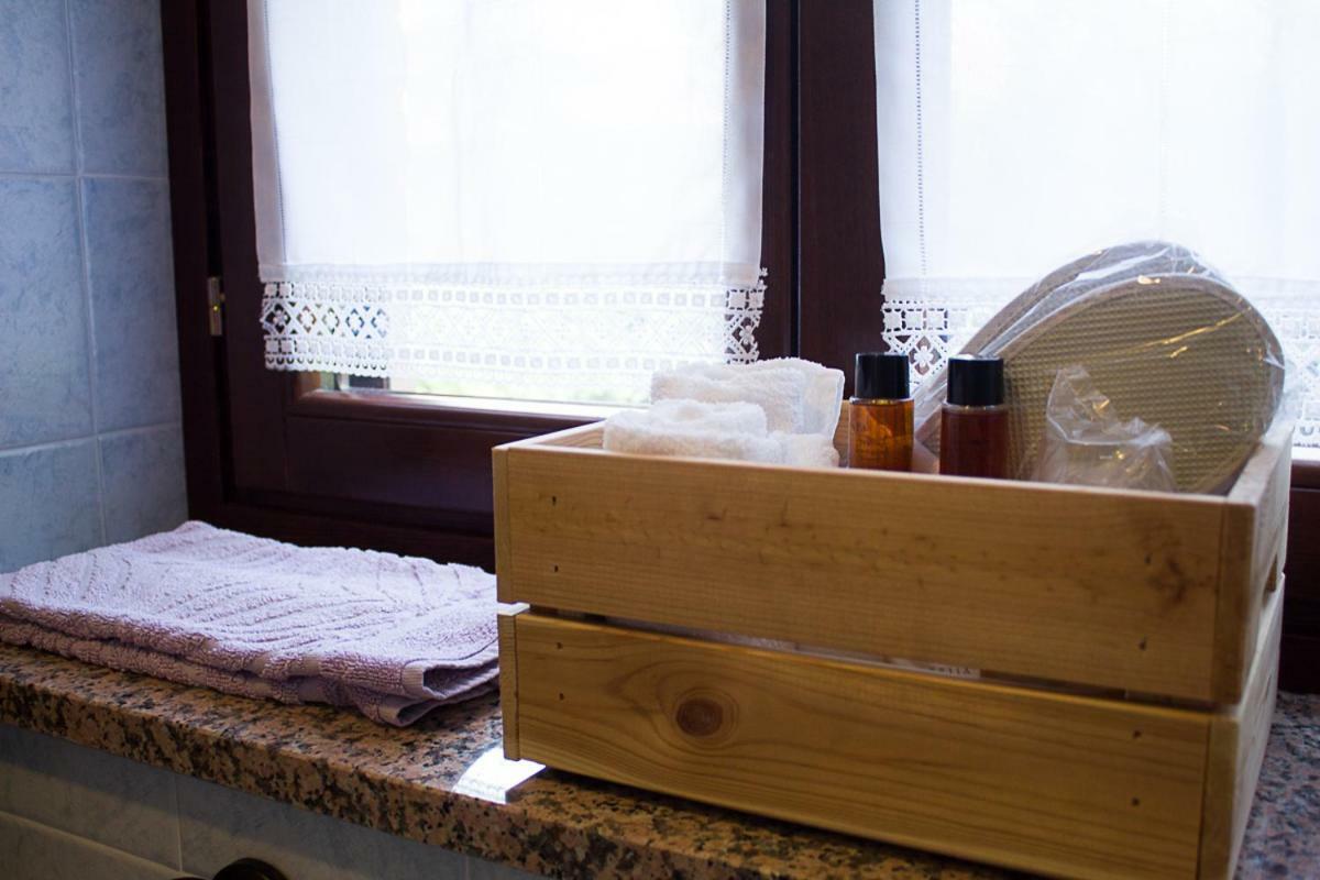 Agriturismo La Ca Veja 몬포르테달바 외부 사진