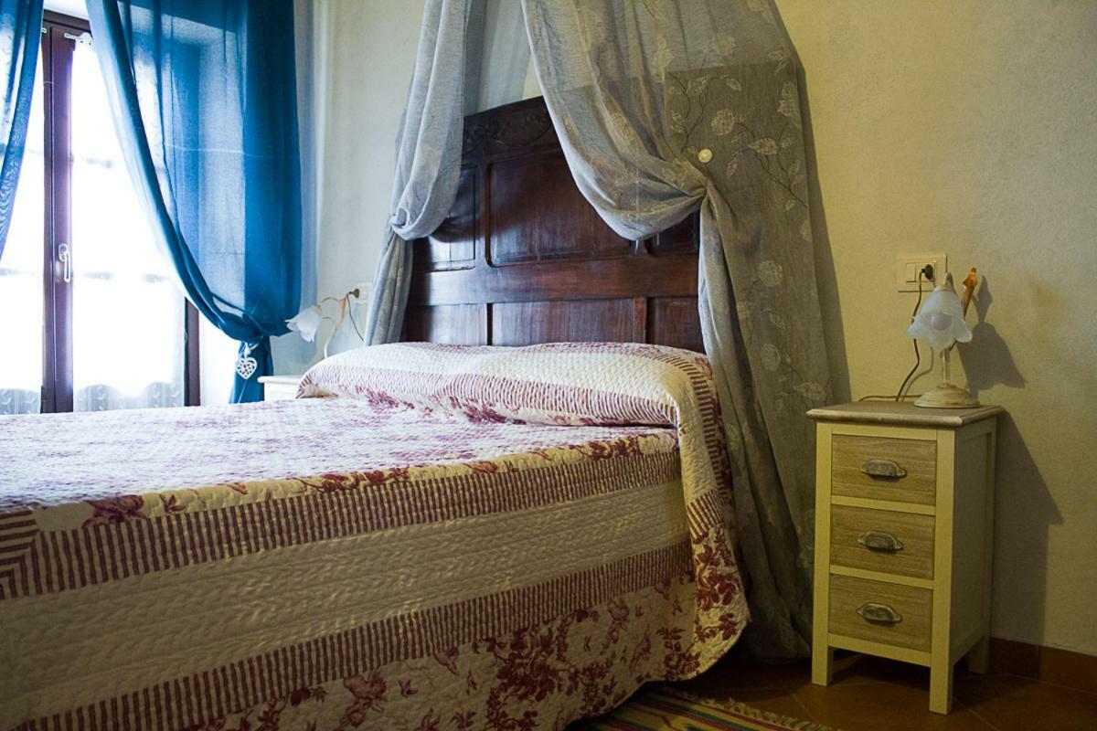 Agriturismo La Ca Veja 몬포르테달바 외부 사진
